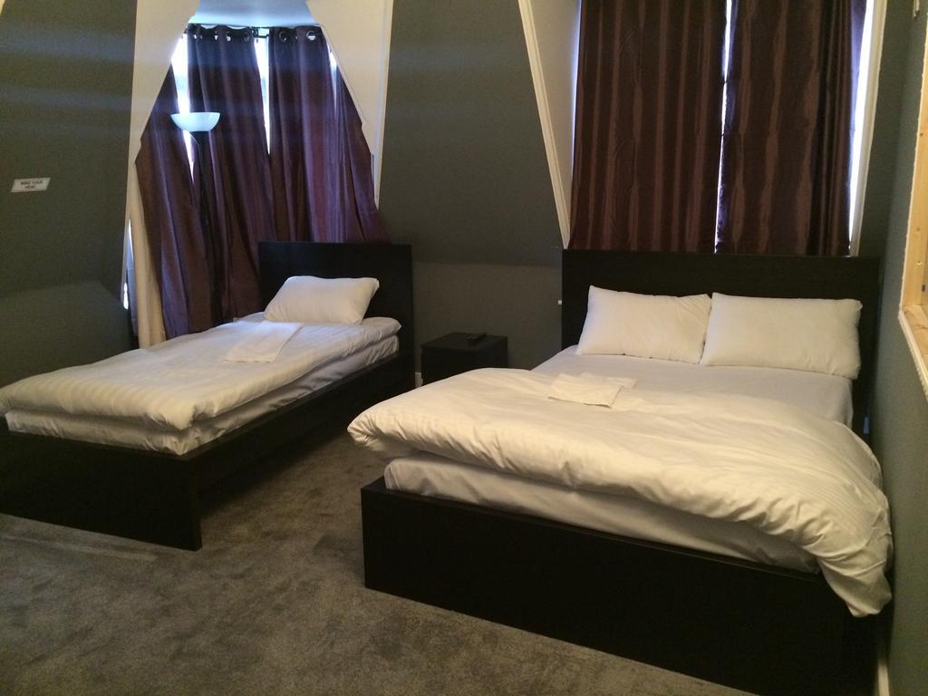 Duke Of Fife Hotel Баркинг Стая снимка